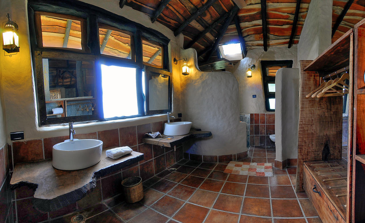 Kanha Earth Lodge Mandla Экстерьер фото